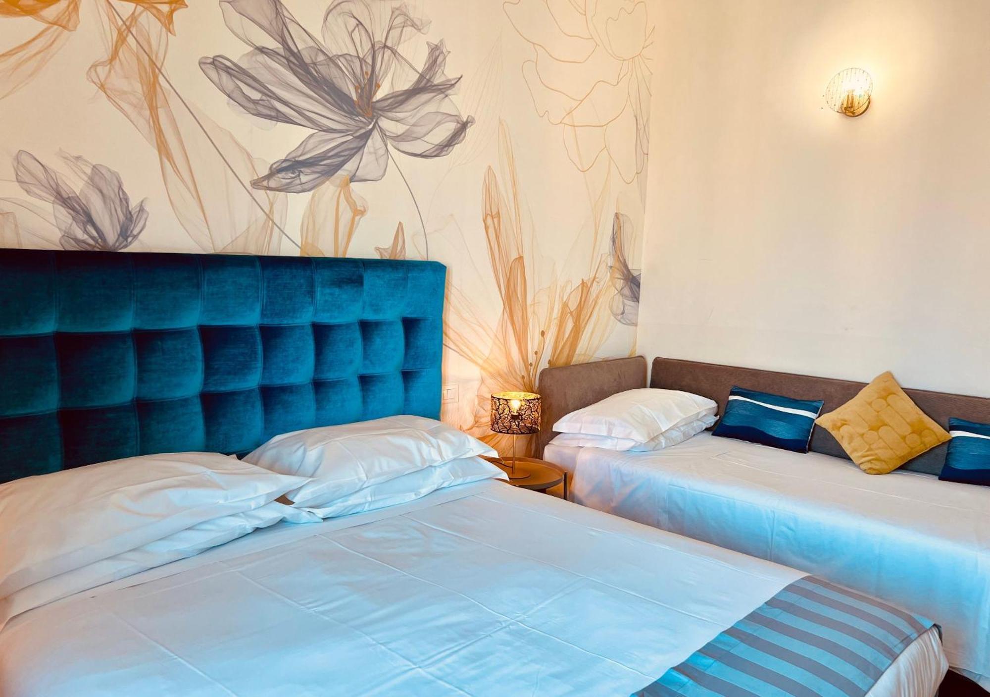 Bon Ton Design Rooms By Dot Suites, Rome